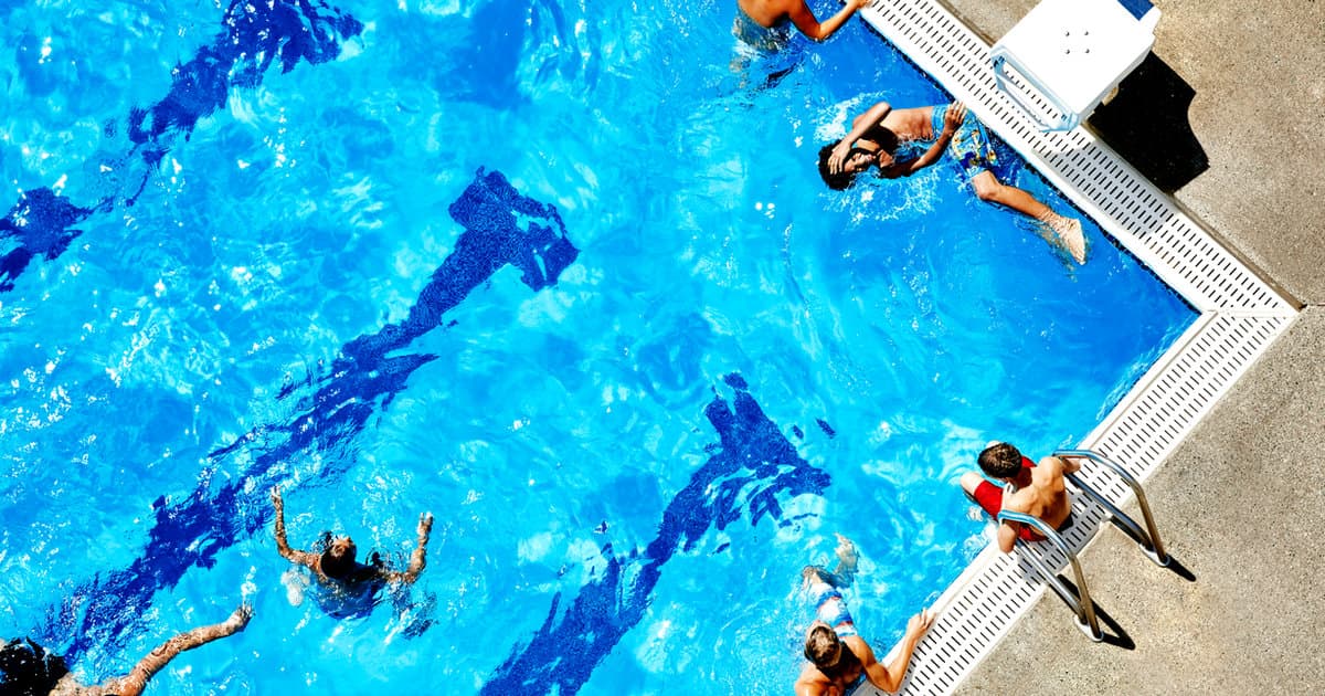 Keep Your Smile Bright This Summer: Essential Dental Care Tips